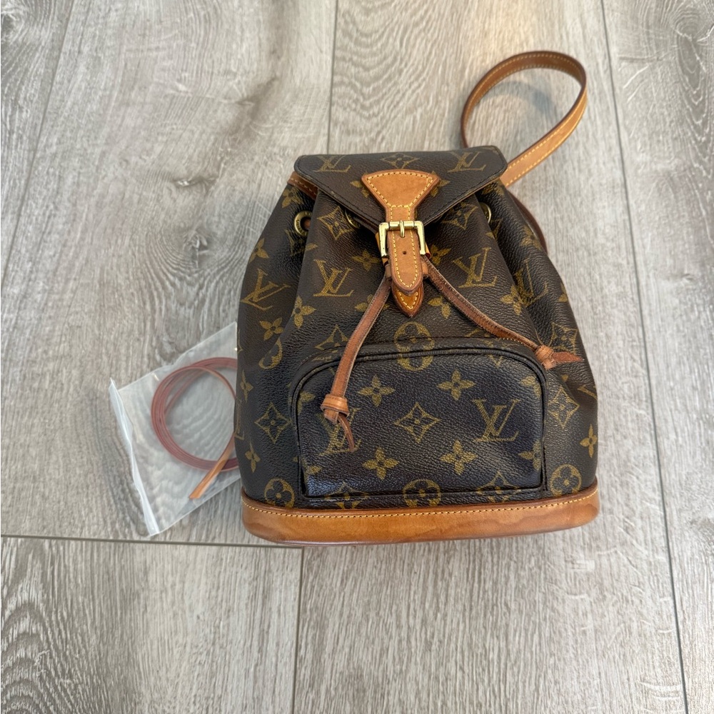 Authentic Louis Vuitton  Monogram Mini Montsouris Backpack